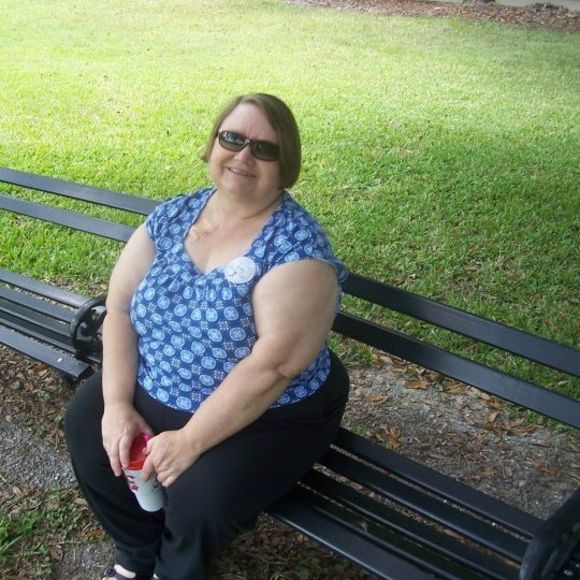 Meet your Posher, Linda - Picture 1 of 1